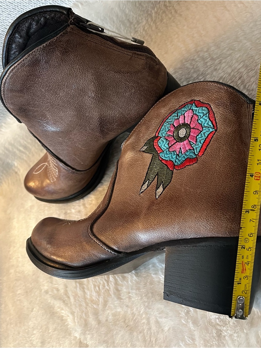 Divine Follie Italy Brown Embroidered Western Ankle Leather Booties - Picture 13 of 16